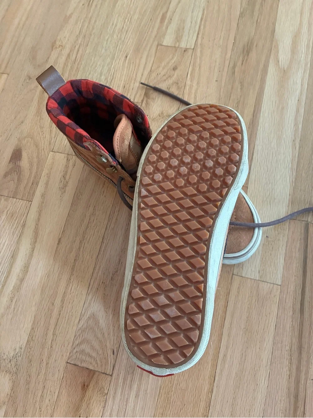 Vans stylish brown